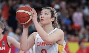 原创 
            新版李梦出炉！中国女篮再集训，宫鲁鸣招进19岁1米83得分王？
